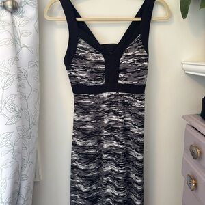Tek Gear Black and White Sleeveless V-neck Sheath Maxi Dress for Cocktail